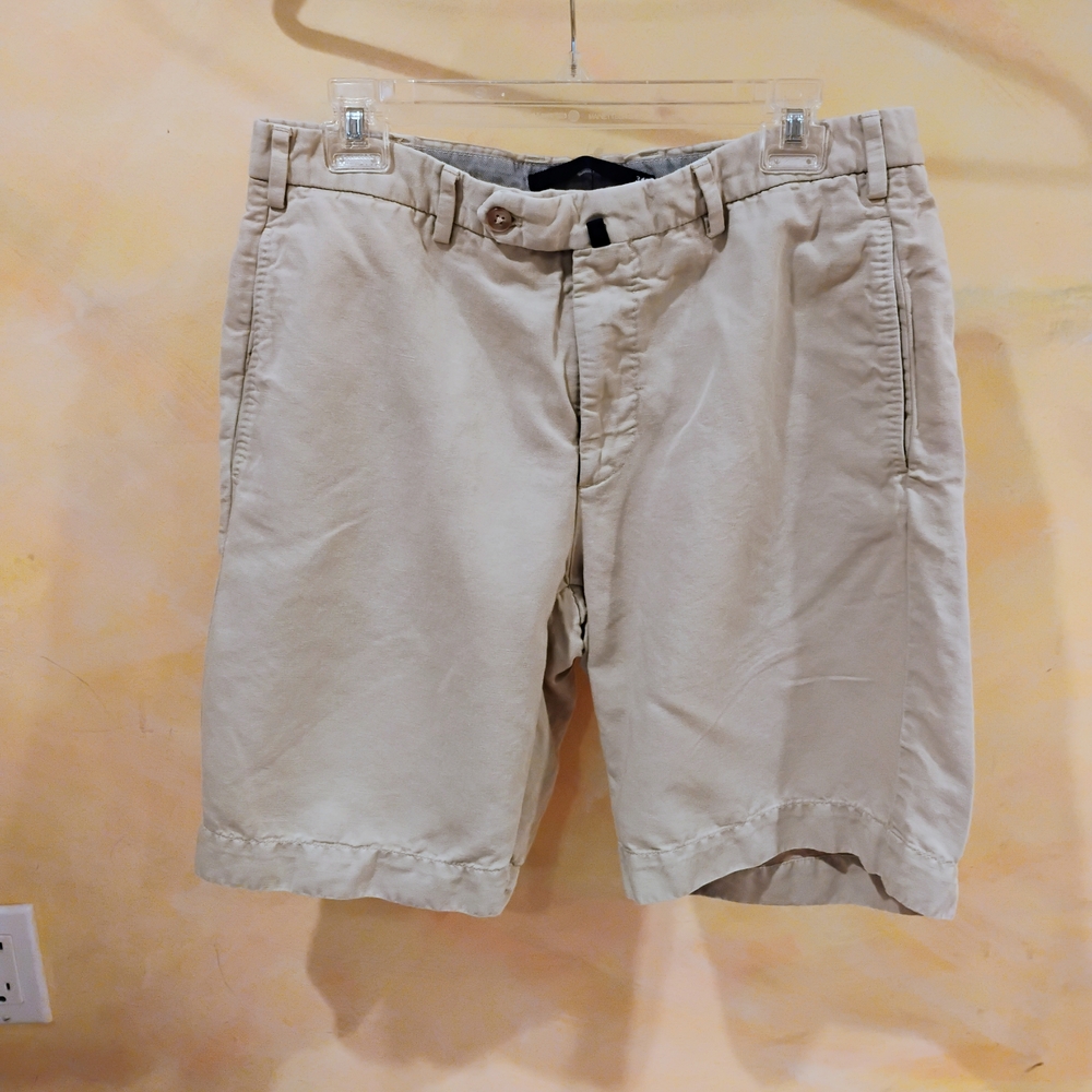 Incotex Men's Cream Flat Front Shorts